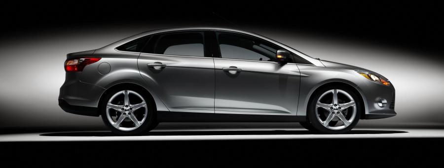  Ford Focus 2011 года  (фото 32 из 54)